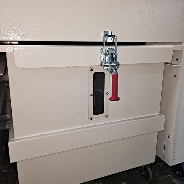 Heavy duty toggle latch